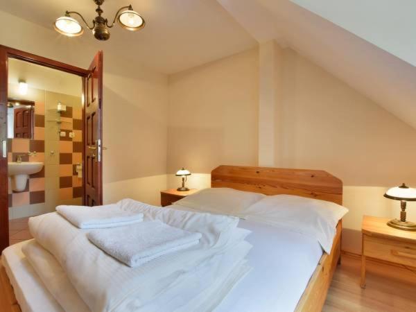 Zadrna Rezydencja Aparthotel Chełmsko Śląskie Exterior foto